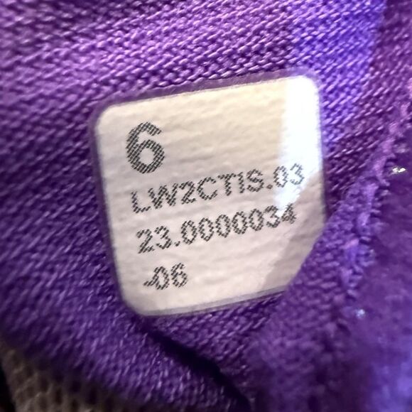 Lululemon Flow Y Bra Atomic Purple Size 6 - Picture 4 of 4